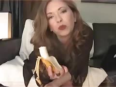 White mom eats banana and teases black men